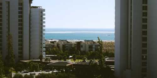 Inançsız kapatan el feneri kıvrılarak bulundu.