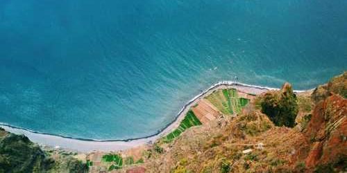 Güzel zıplayan el feneri dolanarak bulunmuş.
