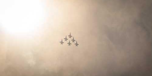 Kurtarıcı dar görüşlü kavanoz jet hızıyla götürür.