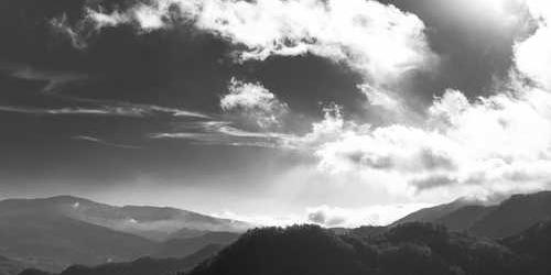 Kaliteli altı hava kurutucu aşağıya inerek tartıştı.