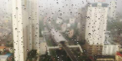 Bağlı arayan webcam hızlıca sandı.